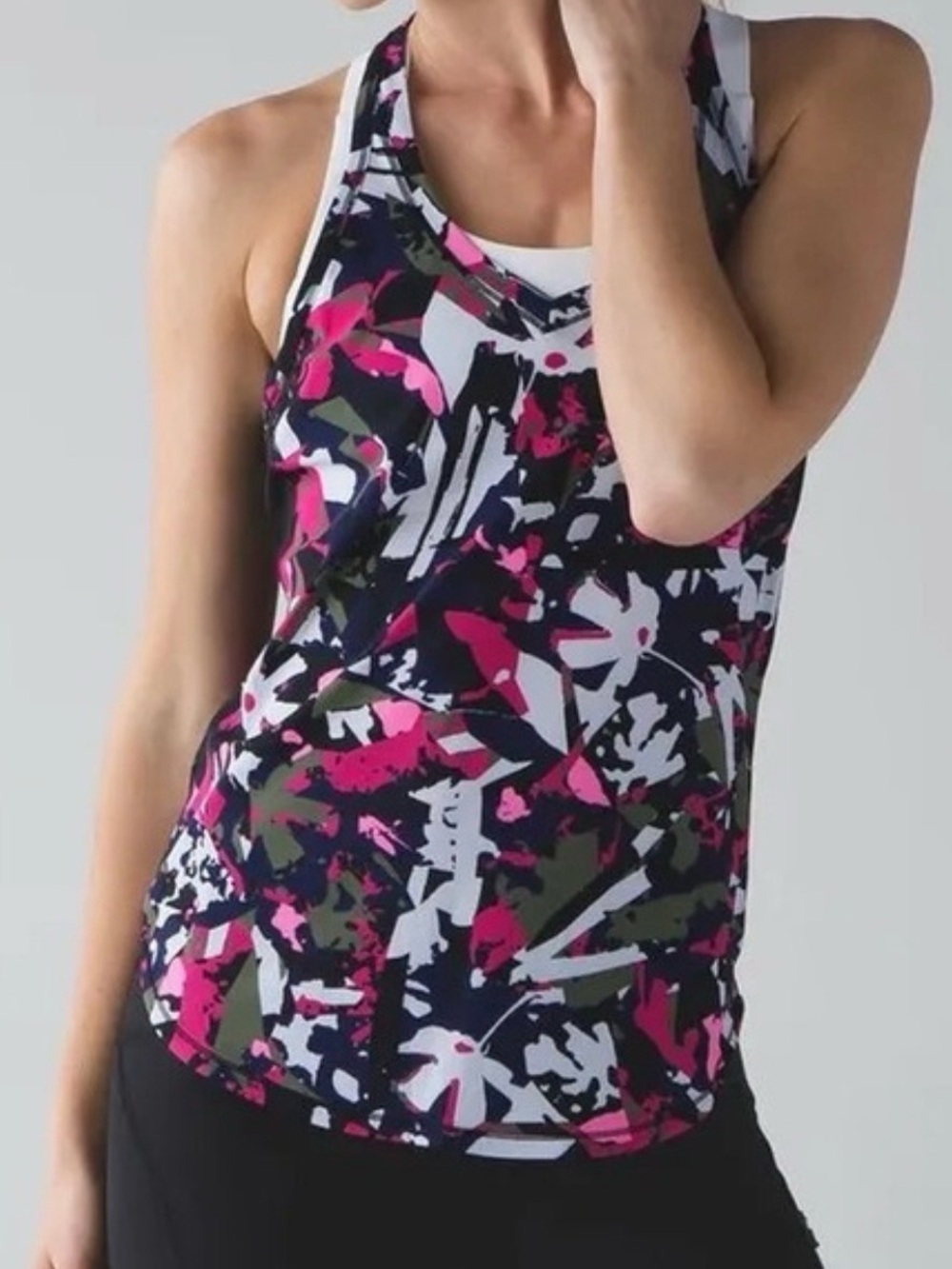 LULULEMON FAST LANE SINGLET TANK Pop Cut Boom Juice Multi/Black Size 6